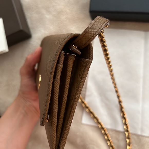 Prada wallet - Picture 7 of 11